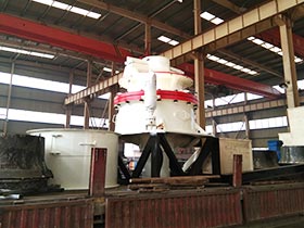 青建集團(tuán)91km肯尼亞公路碎石設(shè)備發(fā)貨