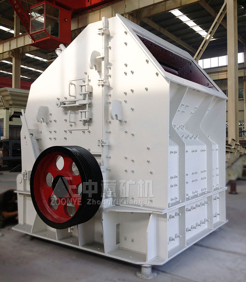 反擊式破碎機車間實拍