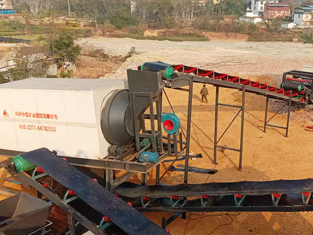廣西客戶引進中意大型移動站石料生產(chǎn)線設備