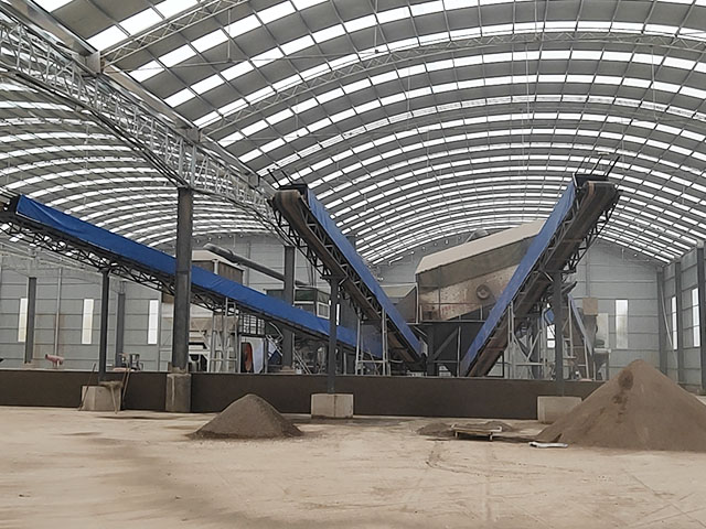 焦作沁陽大型固定式破碎生產(chǎn)線擴建現(xiàn)場