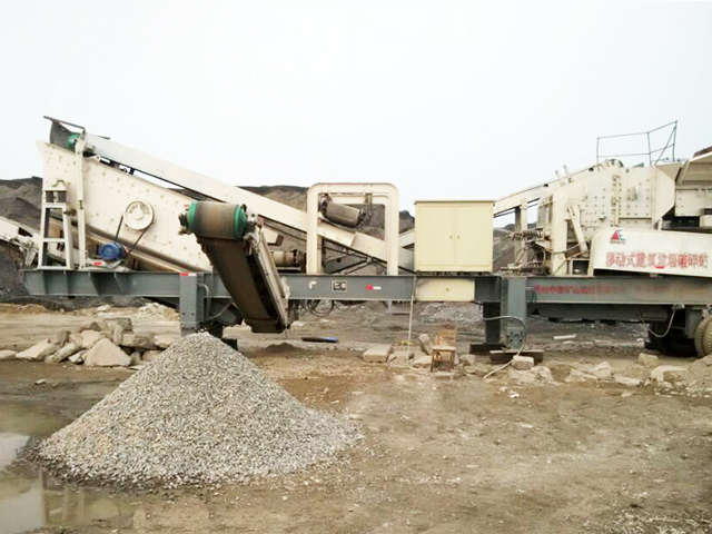 駐馬店移動建筑垃圾破碎現(xiàn)場直擊