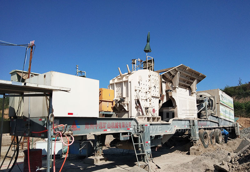 山東移動建筑垃圾處理設(shè)備投產(chǎn)現(xiàn)場