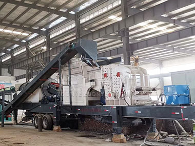 3分鐘10噸料！安徽黃山移動式建筑垃圾處理設(shè)備投入使用