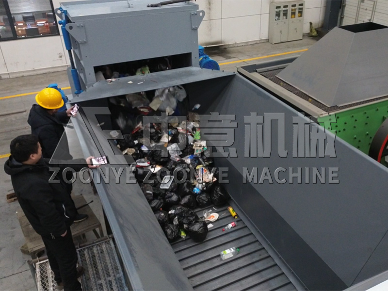 勻料破袋一體機(jī)試機(jī)